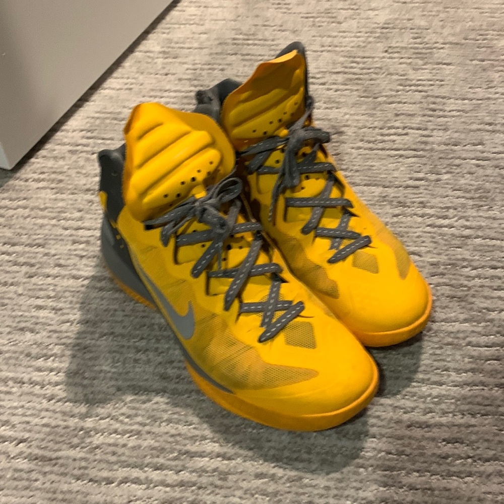 Nike hyperenforcer